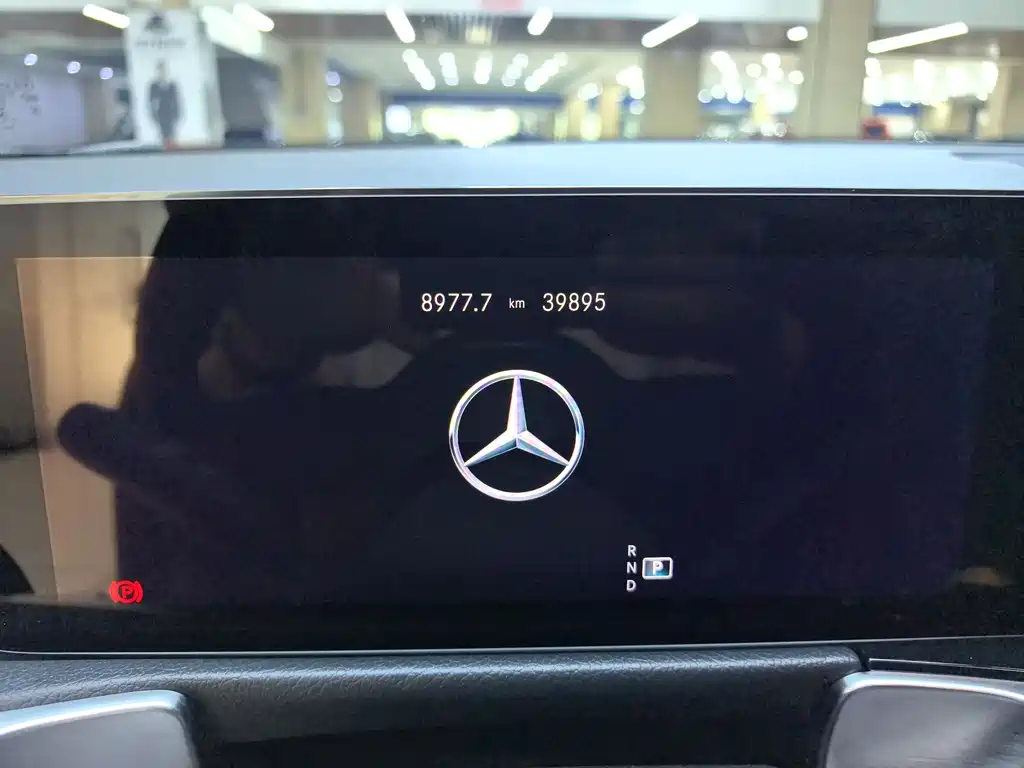 Mercedes-Benz GLB 2023 — фото 6