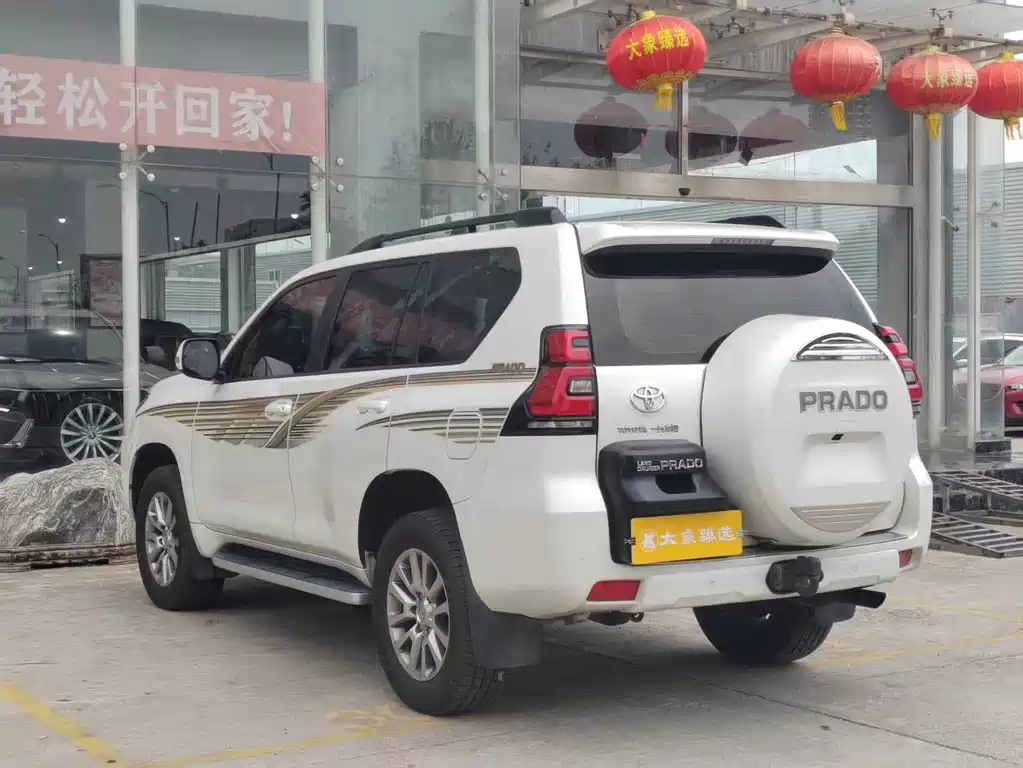 Toyota Prado 2017 — фото 16