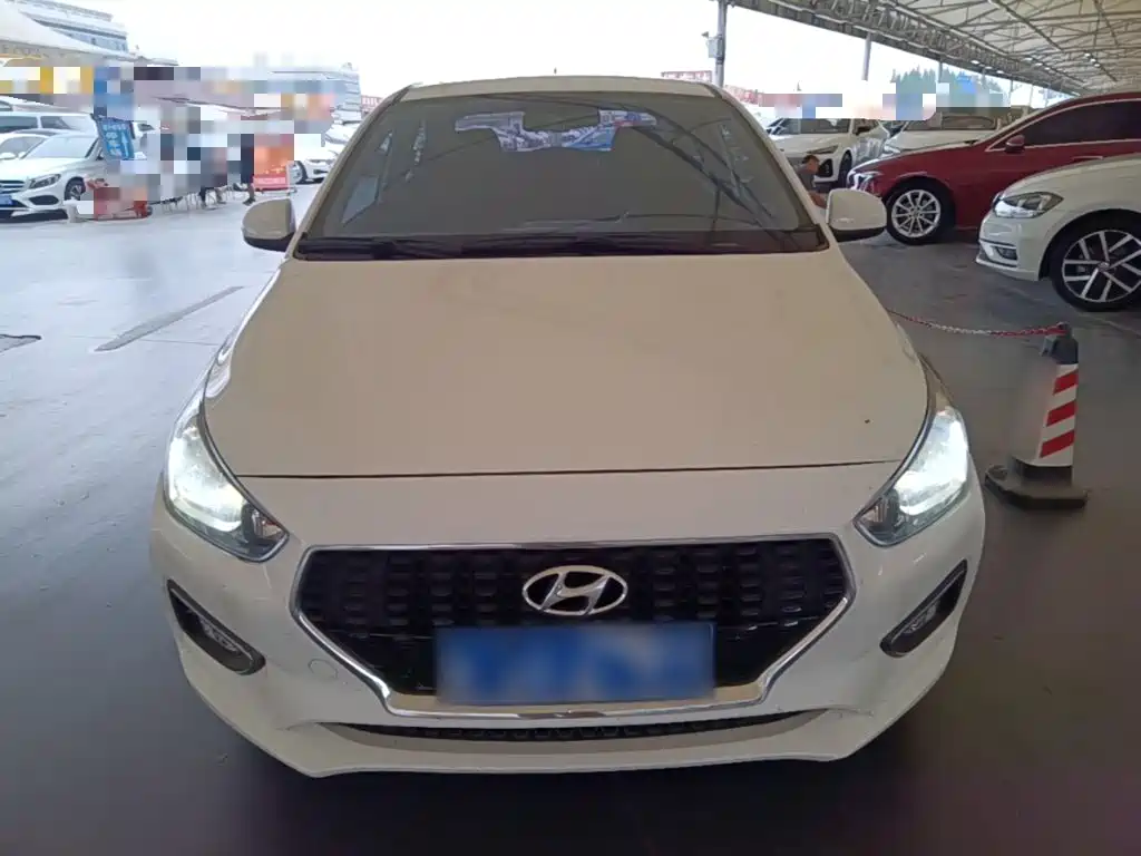 Hyundai Verna 2019 — фото 3