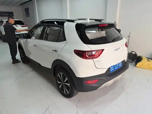 Kia KX1 2022