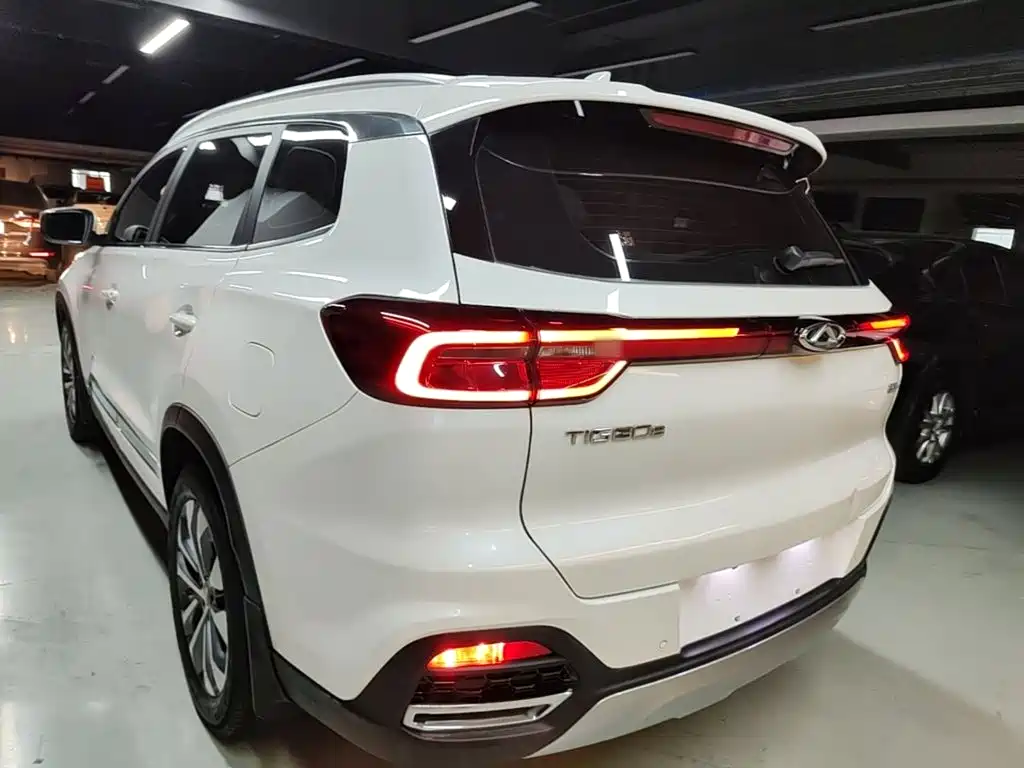 Chery Tiggo 8 2018 — фото 5