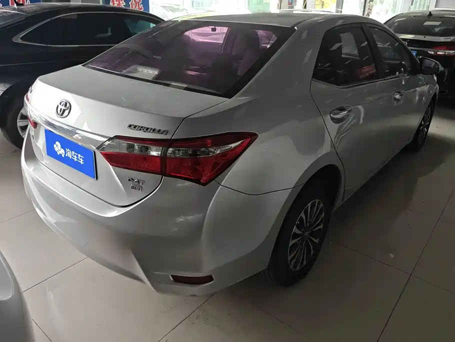 Toyota Corolla 2019 — фото 3