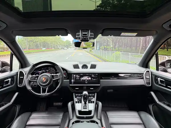 Porsche Cayenne 2020