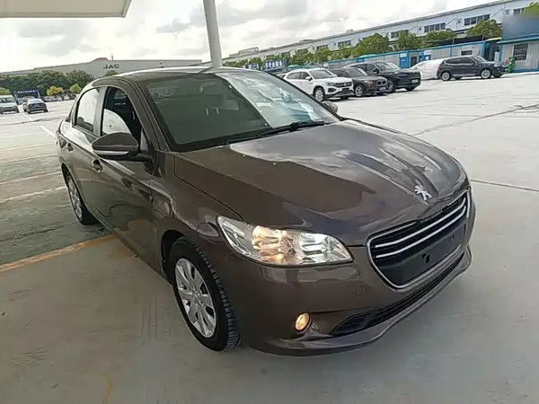 Peugeot 301 2014