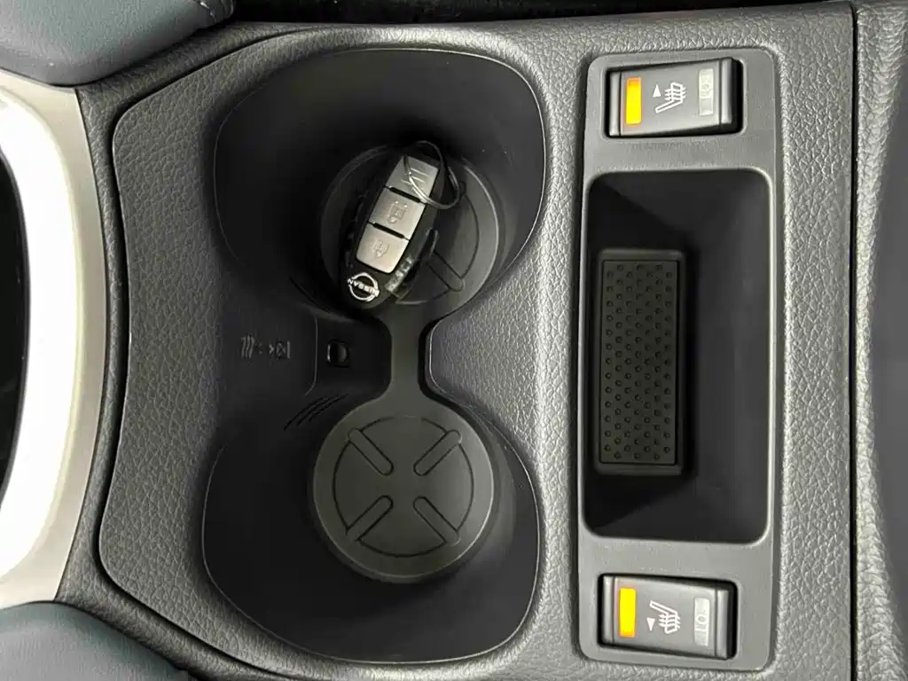 Nissan X-Trail 2025
