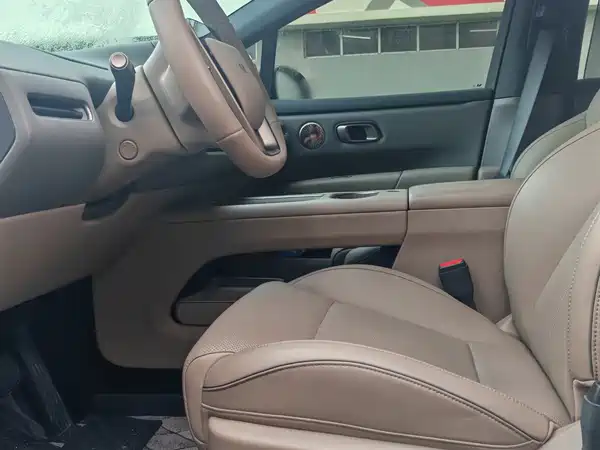 Li Auto i6 2026