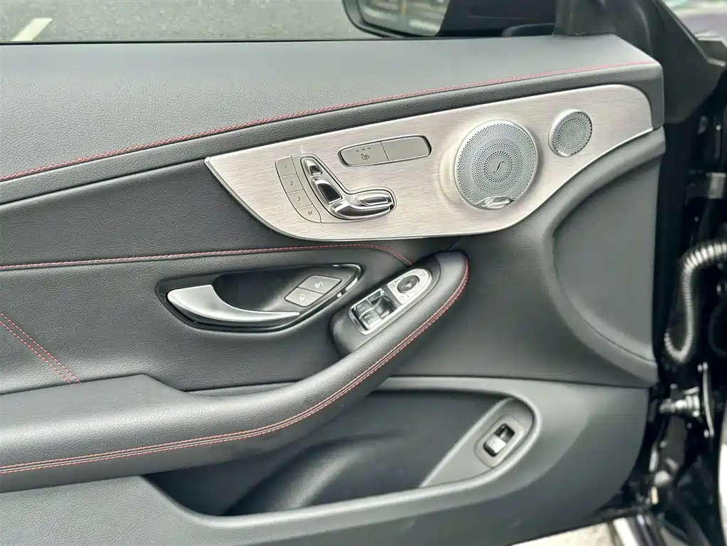 Mercedes-Benz C-Class AMG 2022 — фото 16