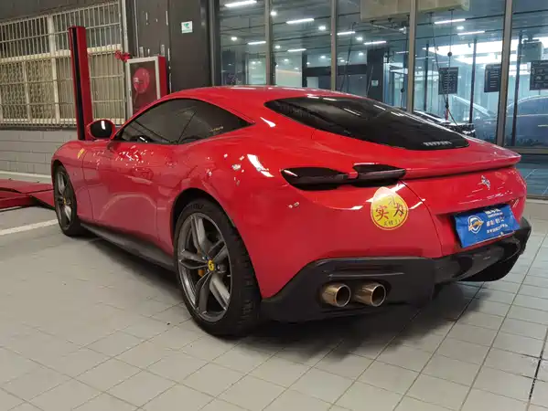 Ferrari Roma 2022
