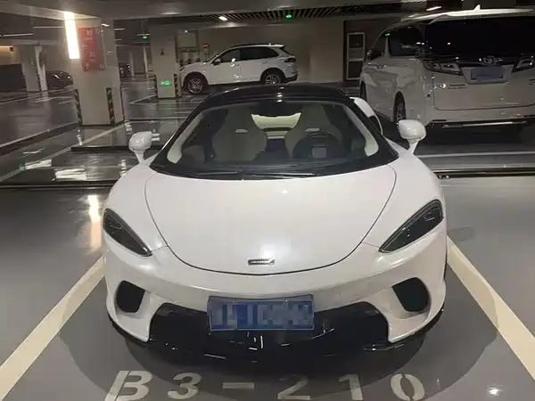 McLaren GT 2019