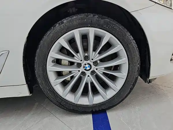 BMW 5 Series 2020
