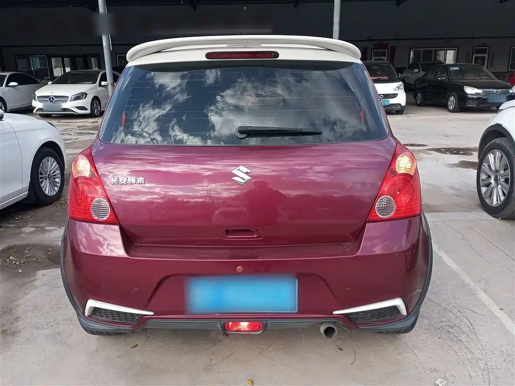 Suzuki Swift 2017 — фото 22