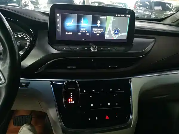 Buick GL8 2021