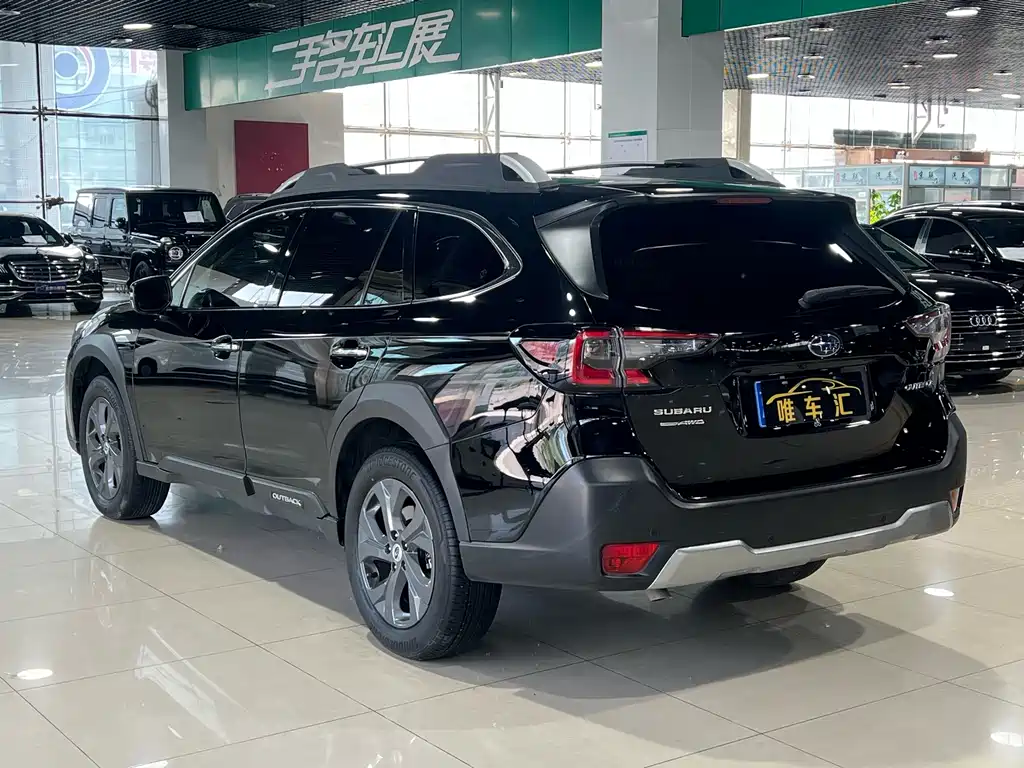 Subaru Outback 2022 — фото 6