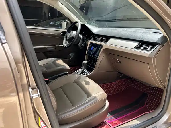 Volkswagen Bora 2014
