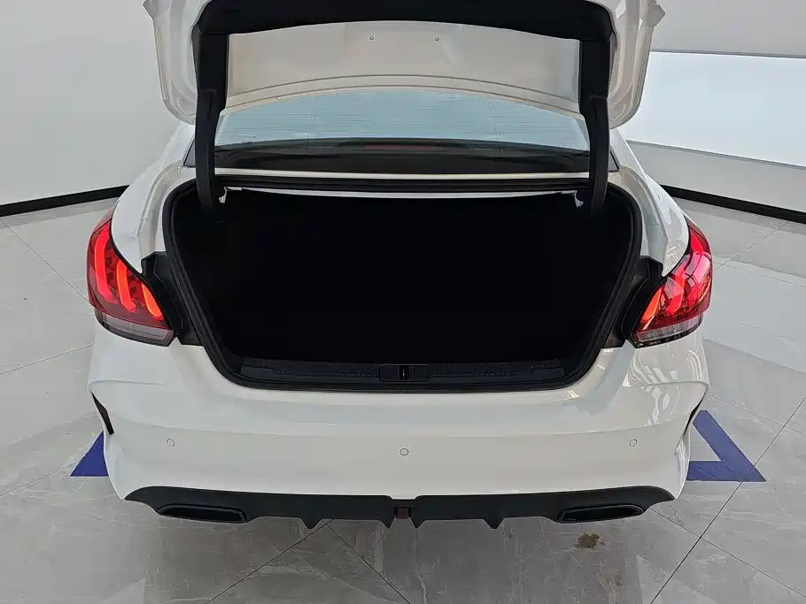 MG MG5 2024