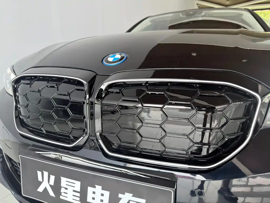 BMW i3 2024 — фото 15
