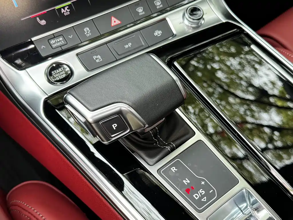 Audi A7L 2023 — фото 8