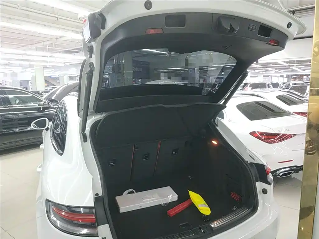 Porsche Macan 2021 — фото 9