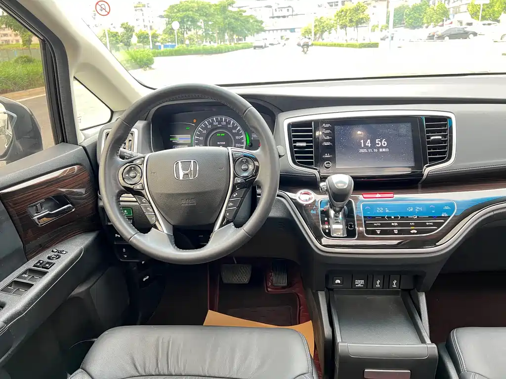 Honda Odyssey 2020 — фото 19