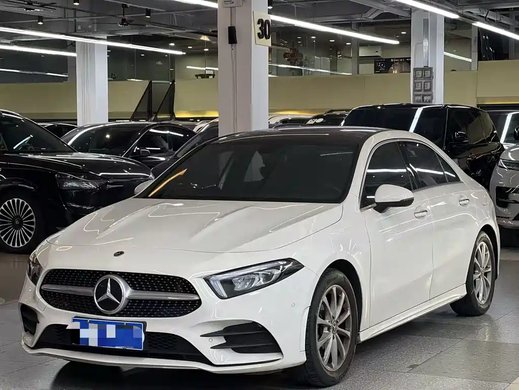 Mercedes-Benz A-Class 2022 — фото 1