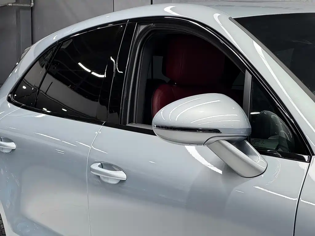 Porsche Macan 2023 — фото 18