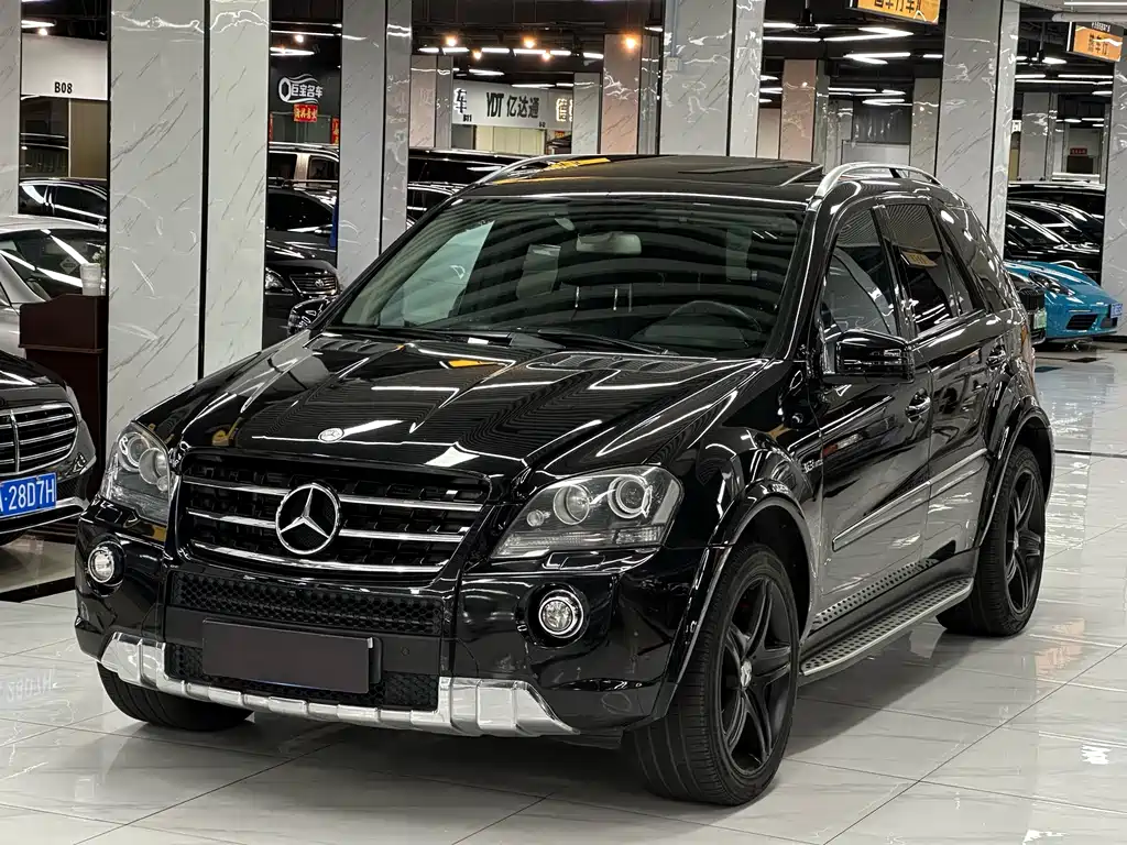 Mercedes-Benz M-Class AMG 2011