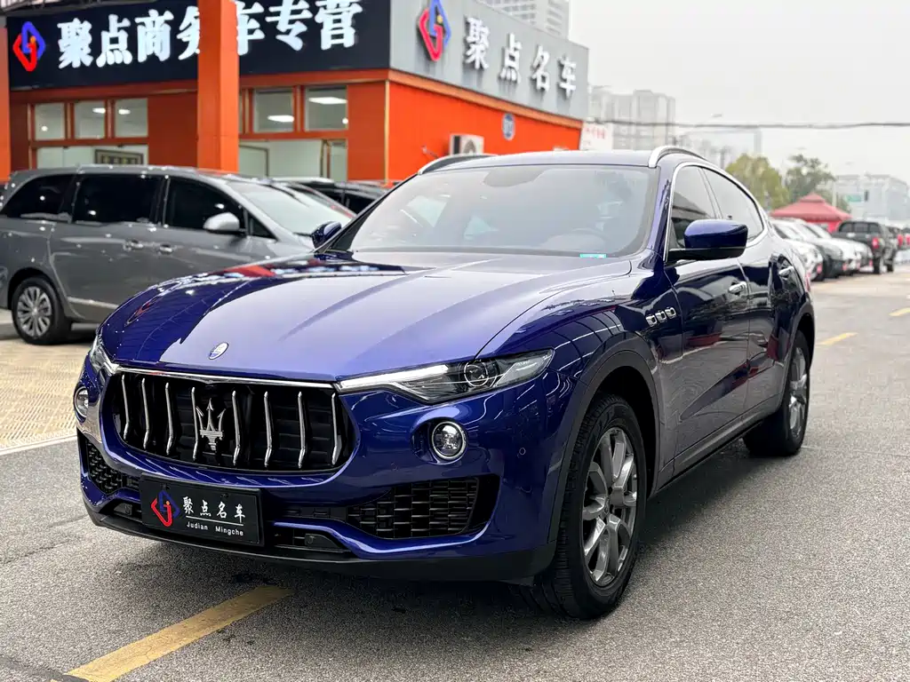 Maserati Levante 2021 — фото 1