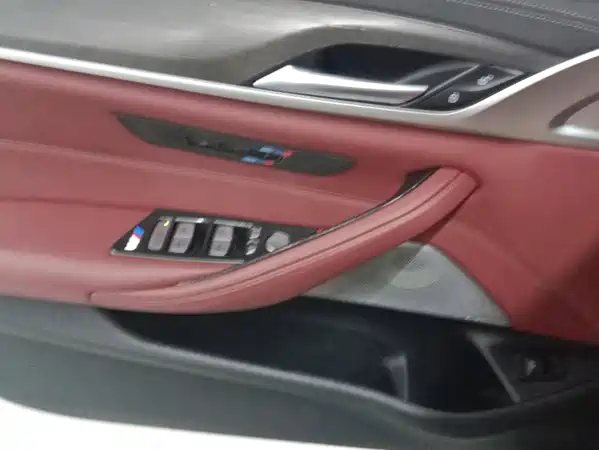BMW 5 Series 2023