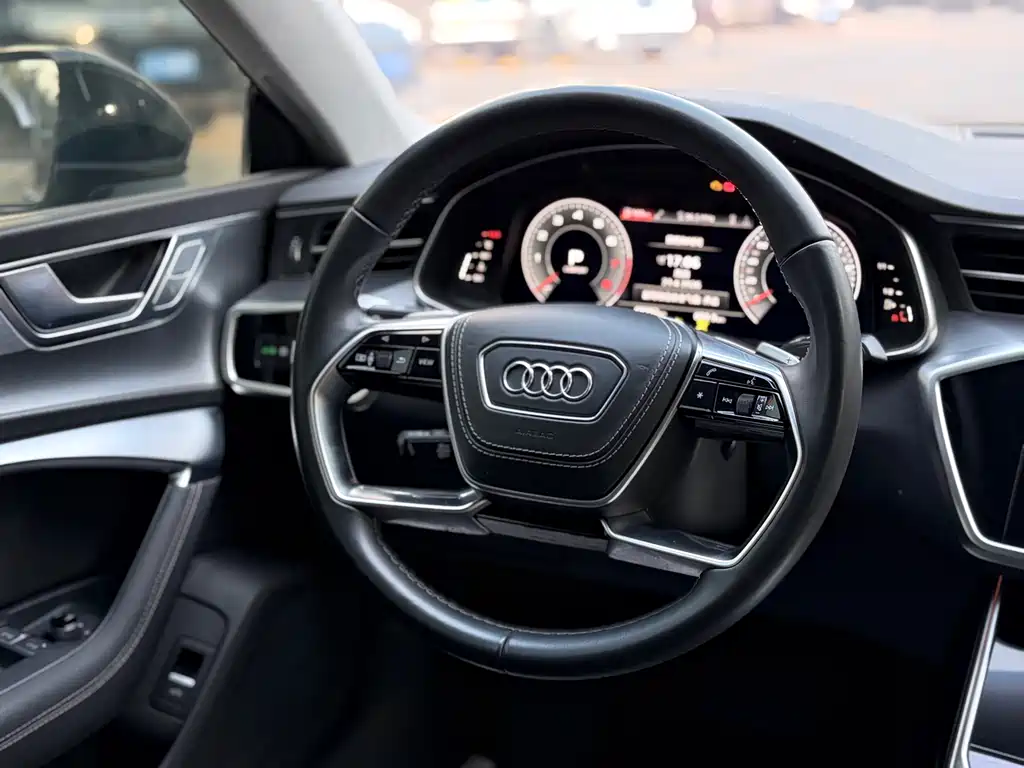 Audi A7L 2024 — фото 10