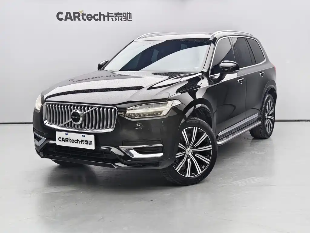 Volvo XC90 2022 — фото 1