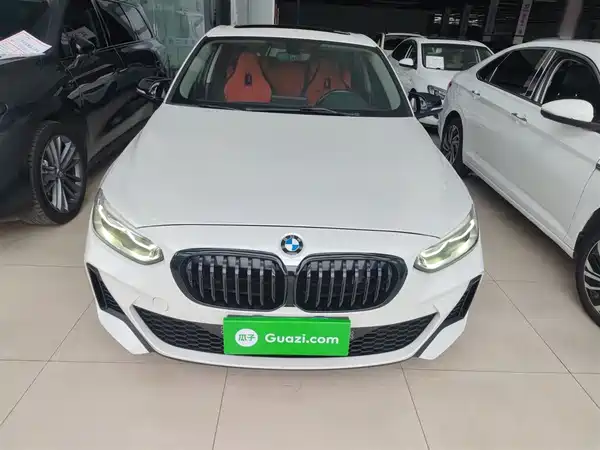 BMW 1 Series 2021