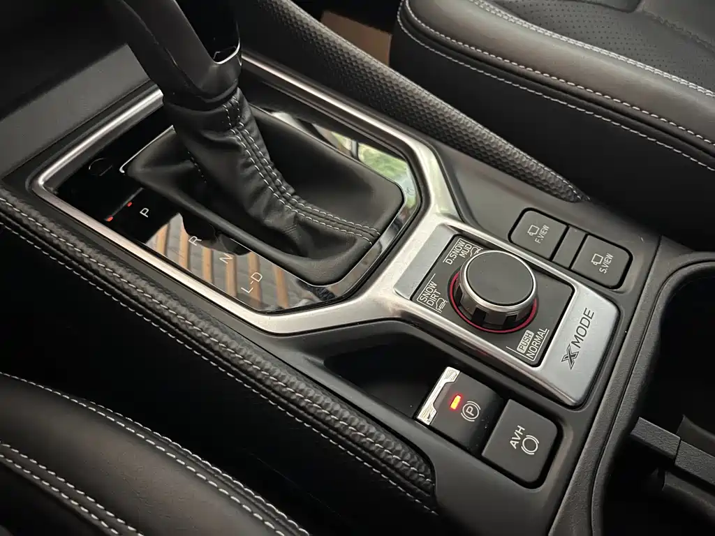 Subaru Forester 2021 — фото 12