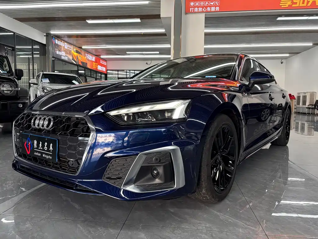 Audi A5 2021 — фото 1
