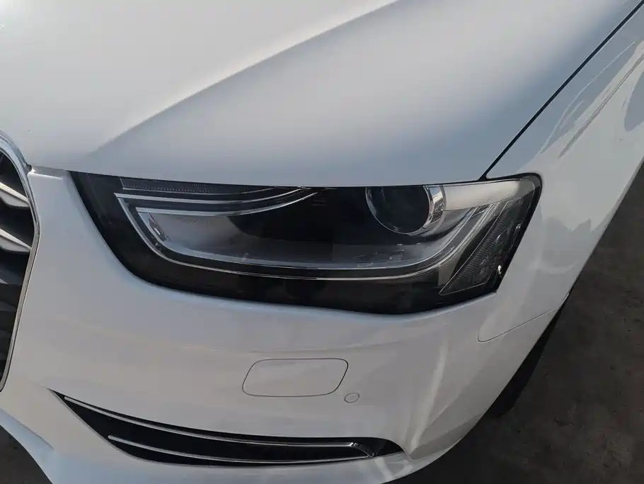 Audi A4L 2014