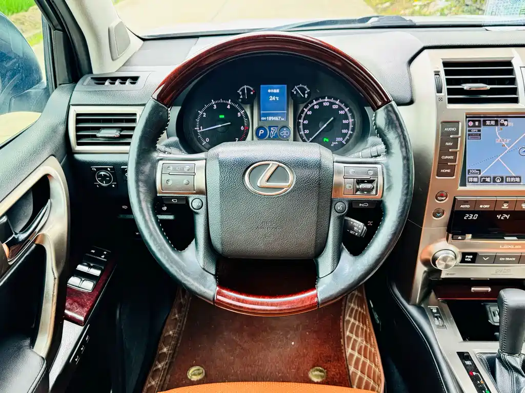 Lexus GX 2013 — фото 10