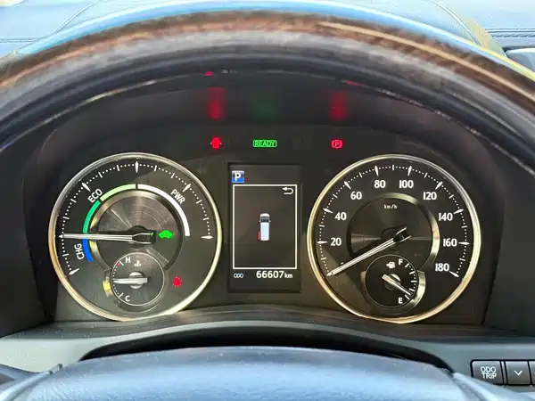 Toyota Alphard 2021