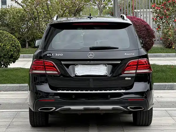 Mercedes-Benz GLE 2015