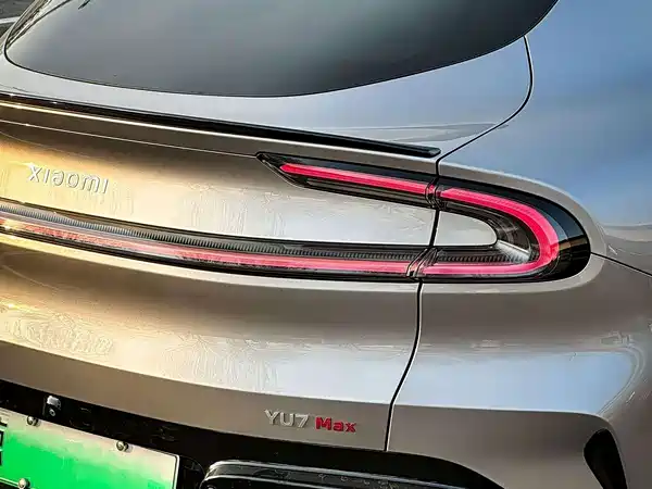 Xiaomi YU7 2025