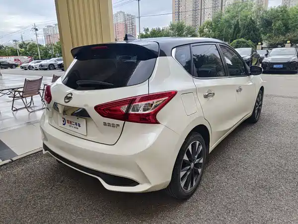 Nissan Tiida 2023