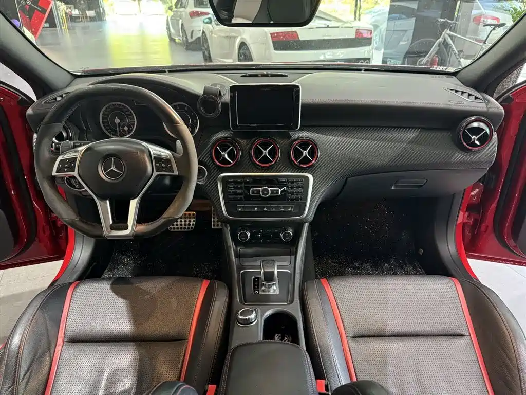 Mercedes-Benz A-Class AMG 2014 — фото 9