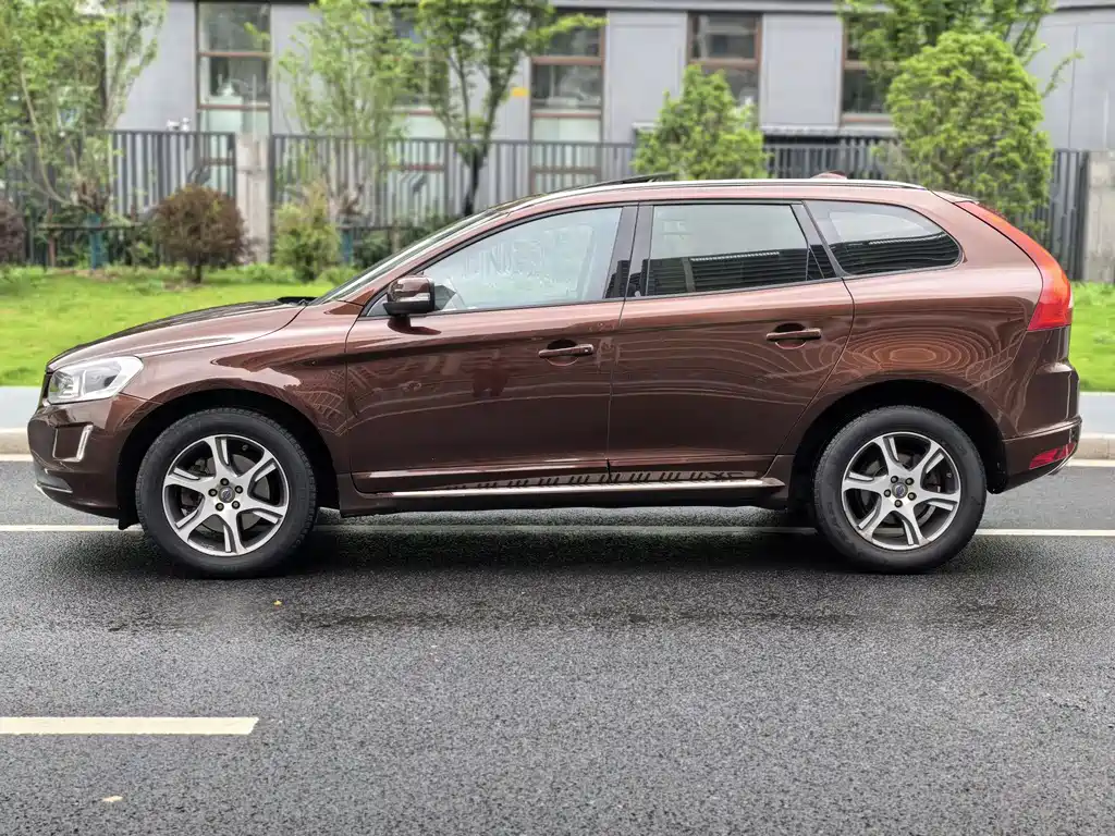 Volvo XC60 2015 — фото 4