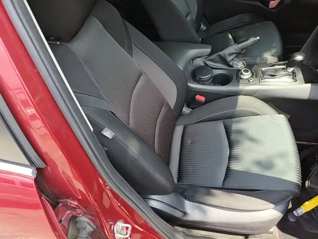 Mazda 3 Axela 2015 — фото 25
