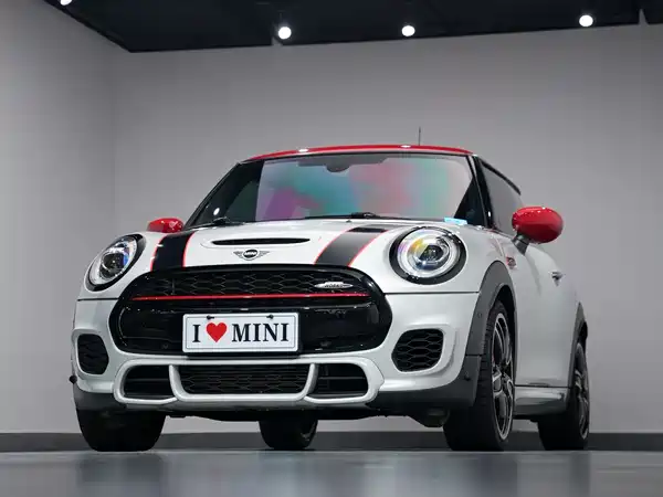 MINI JCW 2021