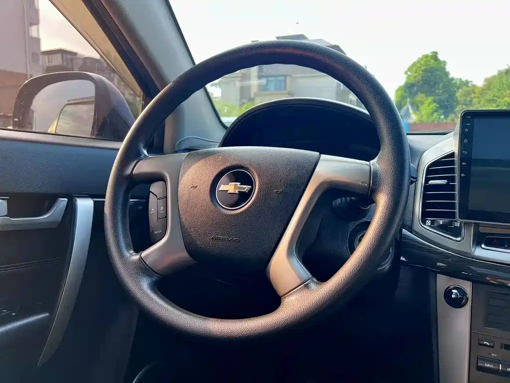 Chevrolet Captiva 2014 — фото 12
