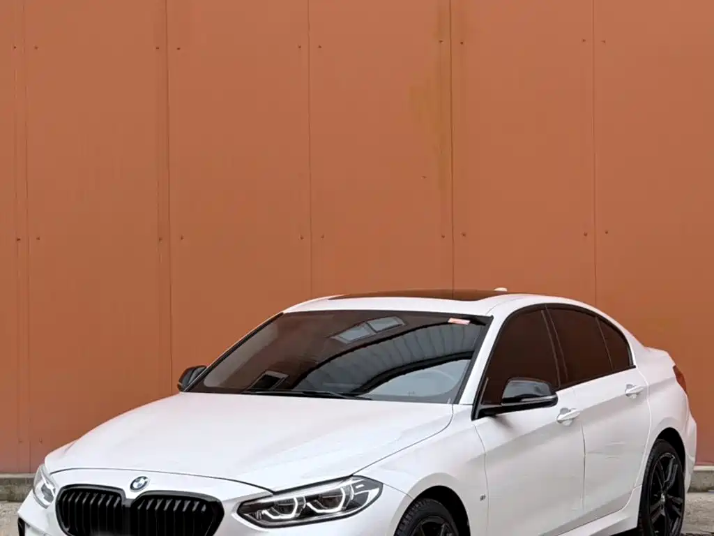 BMW 1 Series 2020 — фото 2