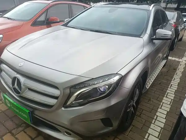 Mercedes-Benz GLA 2016