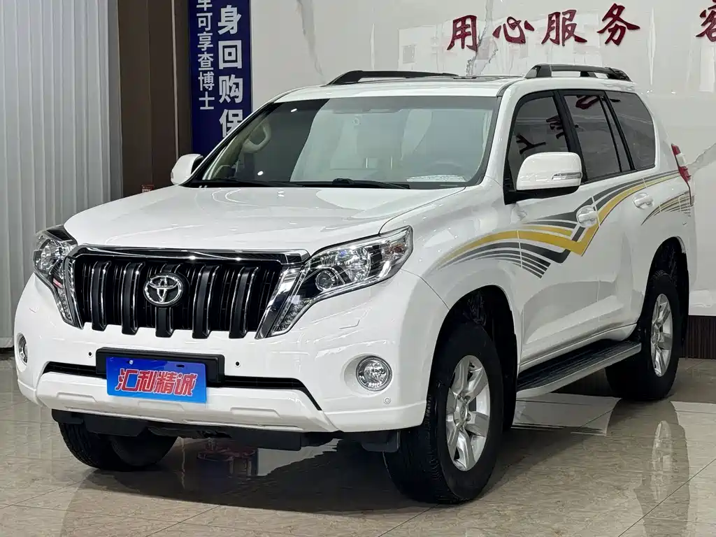 Toyota Prado 2015 — фото 1