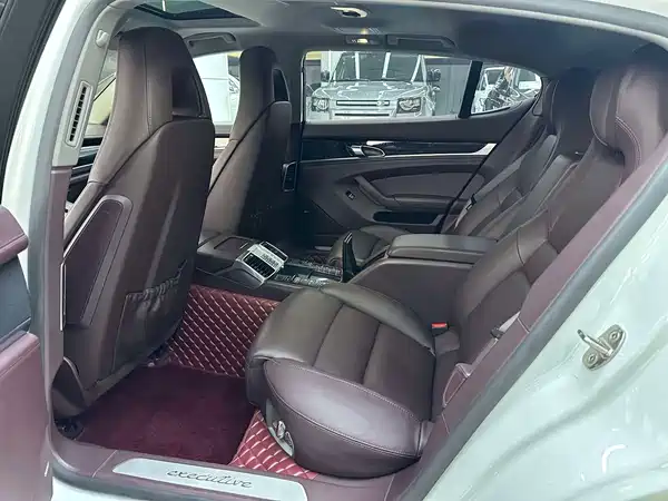 Porsche Panamera 2015