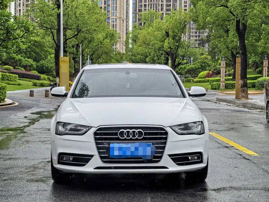 Audi A4L 2016