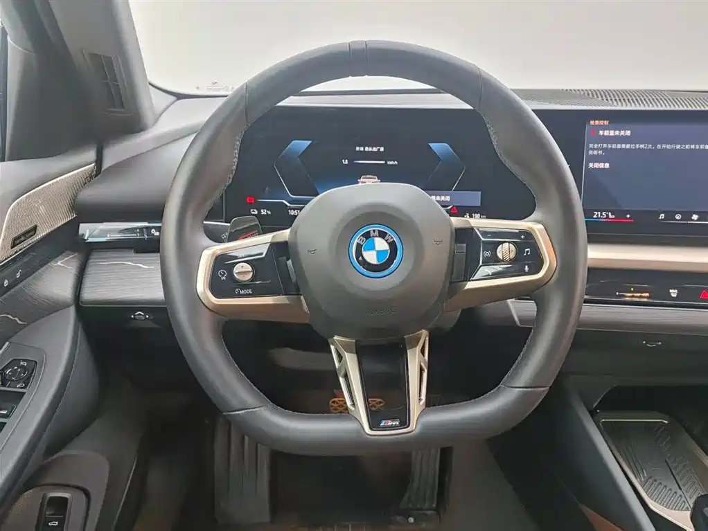 BMW i5 2025 — фото 14